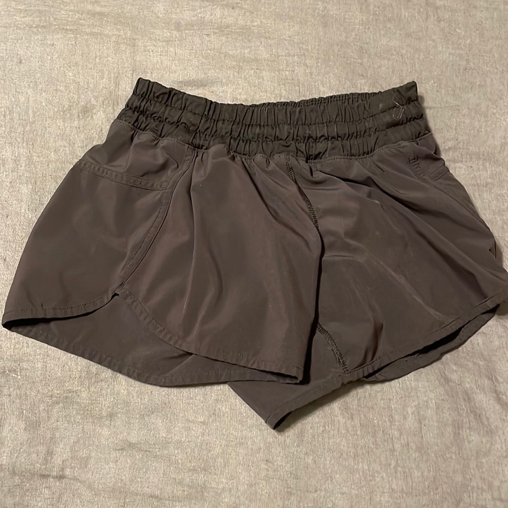 Black Lululemon shorts